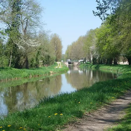 Bed & Breakfast Les Malvaux Huriel